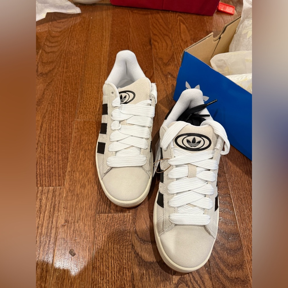 Adidas White and Black Sneakers NWT Campus 00s - Picture 2 of 14